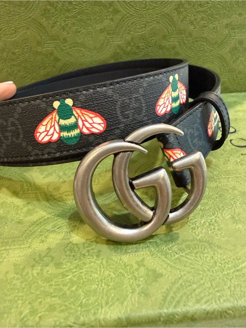 Gucci Black Bee Embroidered Canvas Belt with Silver Double G Buckle 44 110